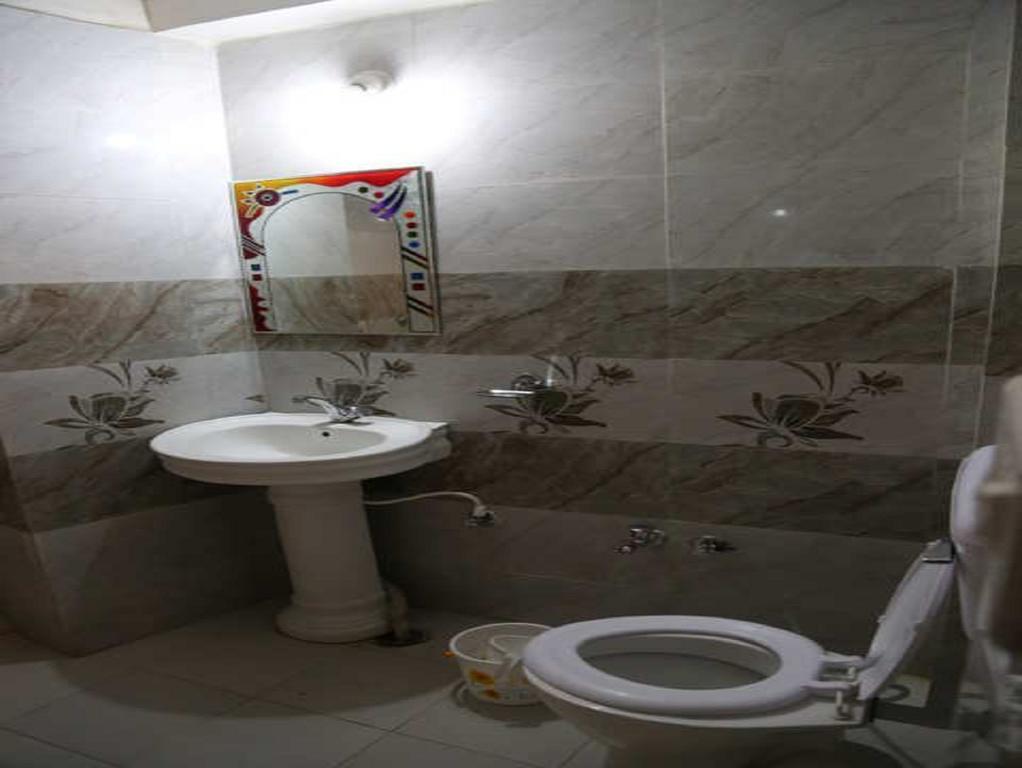 Hotel Kingdom Palace Udajpur Zewnętrze zdjęcie